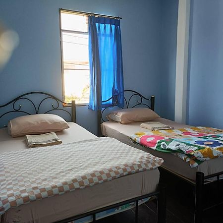 Home Stay At Tapae Chiang Mai Exteriör bild