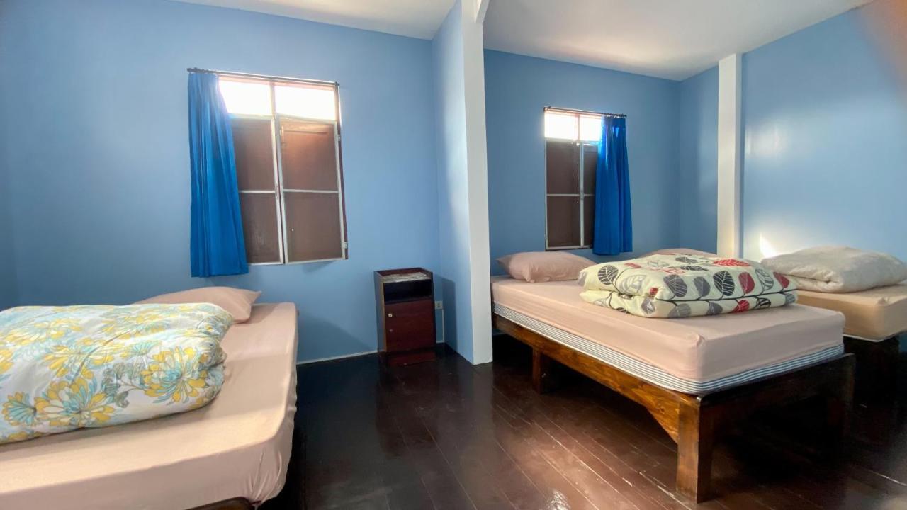 Home Stay At Tapae Chiang Mai Exteriör bild