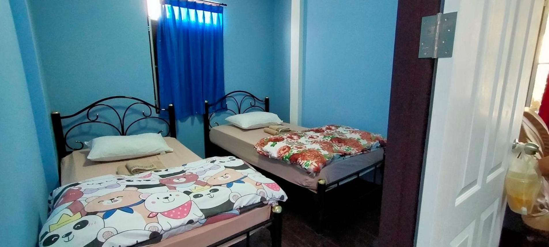 Home Stay At Tapae Chiang Mai Exteriör bild