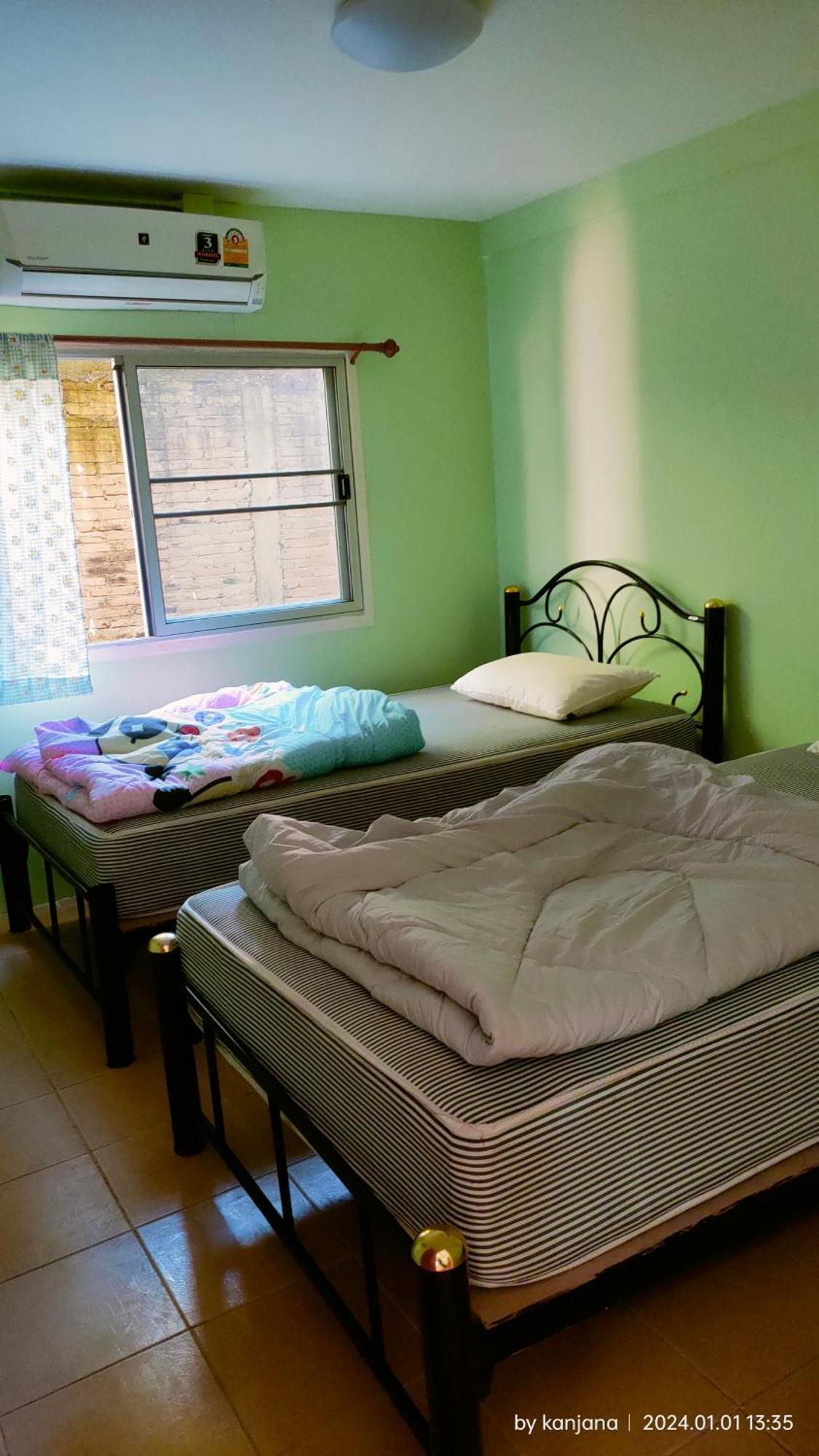 Home Stay At Tapae Chiang Mai Exteriör bild